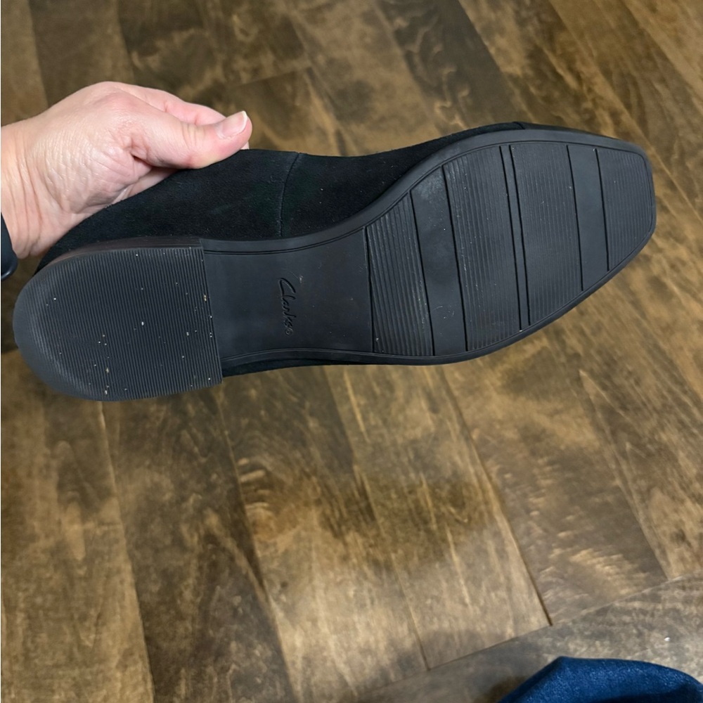 Clarks Black Suede & Leather Cap Toe Loafers - Picture 6 of 9